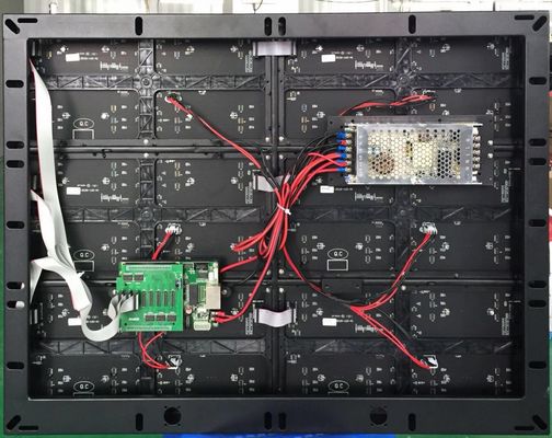 Güçlü IP33 4k Video Duvar Ekranı 1536 * 832 Yüksek Performanslı LED Duvar Panosu Shenzhen Fabrikası