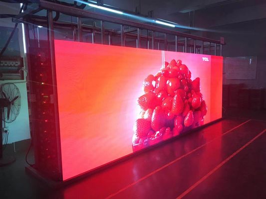 Işık Yoğunluğu Ayarlanabilir P1.923 Kapalı LED Video Ekran Mıknatıs Hizmeti 400mm * 300mm Shenzhen Fabrikası