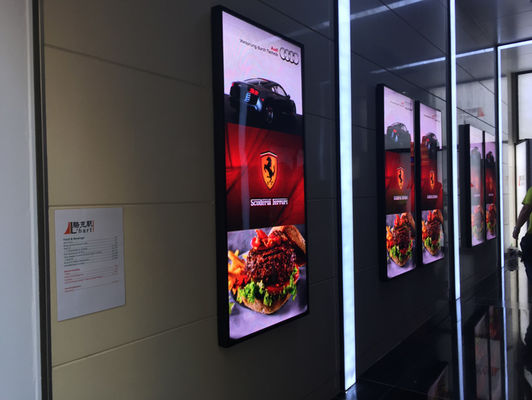 Yüksek Çözünürlüklü Reklam LED Dijital Tabela Ekranı 8192 Nokta Duvara Monte Edilebilir Shenzhen Fabrikası